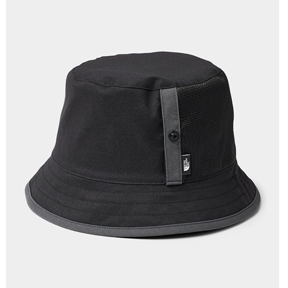 The North Face unisex black and gray mesh pocket reversible bucket hat NWT - Picture 1 of 14
